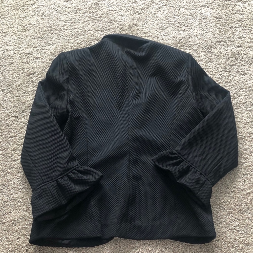Textured Ruffle Sleeve Blazer - Picture 6 of 6